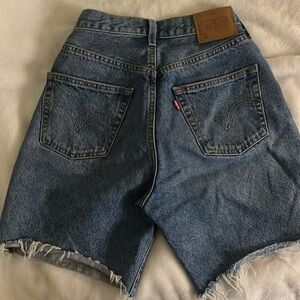 Levi 501 cut off mom shorts